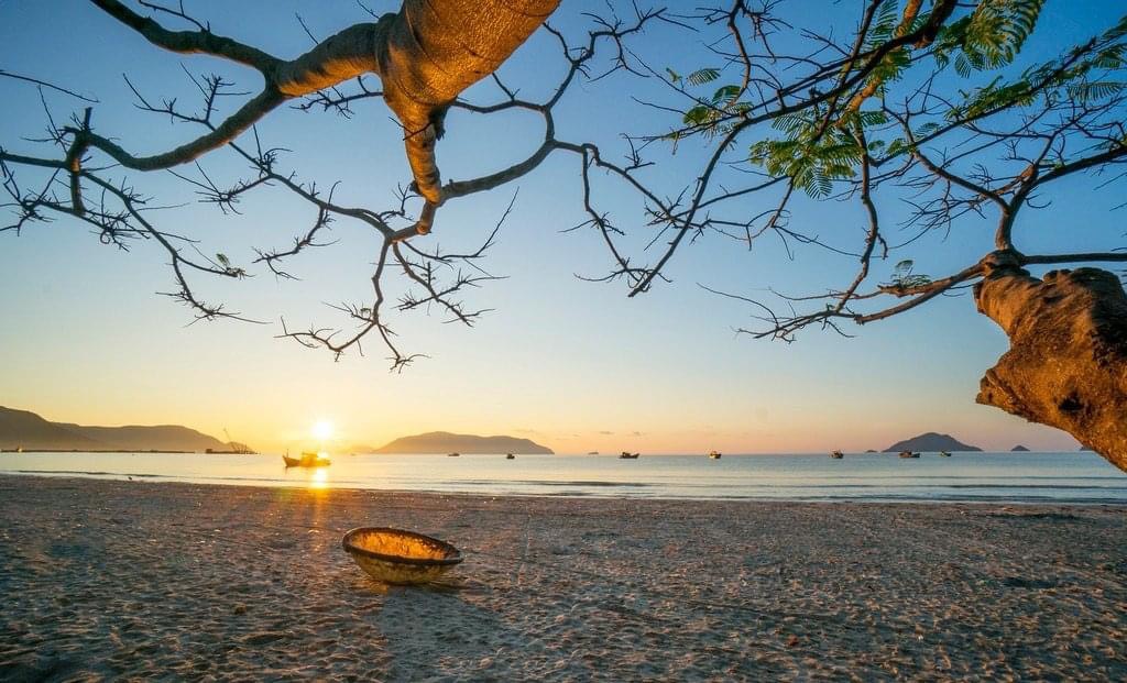DU LỊCH TÂM LINH CÔN ĐẢO ĐƯỜNG BAY TOÀN CHẶNG KHỞI HÀNH TỪ HÀ NỘI – SÀI GÒN – CÔN ĐẢO – SÀI GÒN - HÀ NỘI TOUR 3 NGÀY 2 ĐÊM TRỌN GÓI GIÁ RẺ 